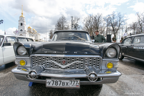 20150425 retroavto sobornaya ploshchad 015