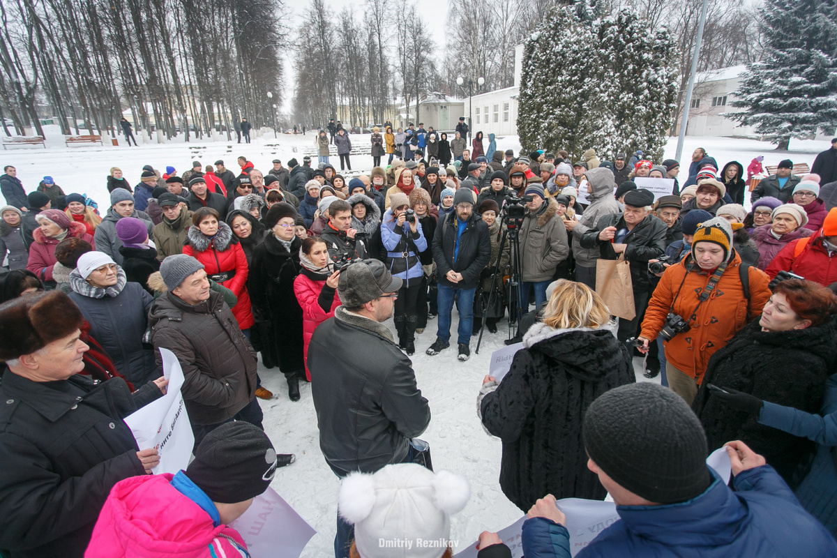 20151219 piket biganov tsentralnyj park 020