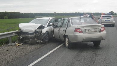 Водитель BMW въехал прямиком в жилой дом