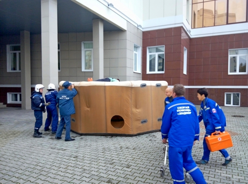 Владимирские пожарные учились тушить областной суд iz50a3ixw5 800x600