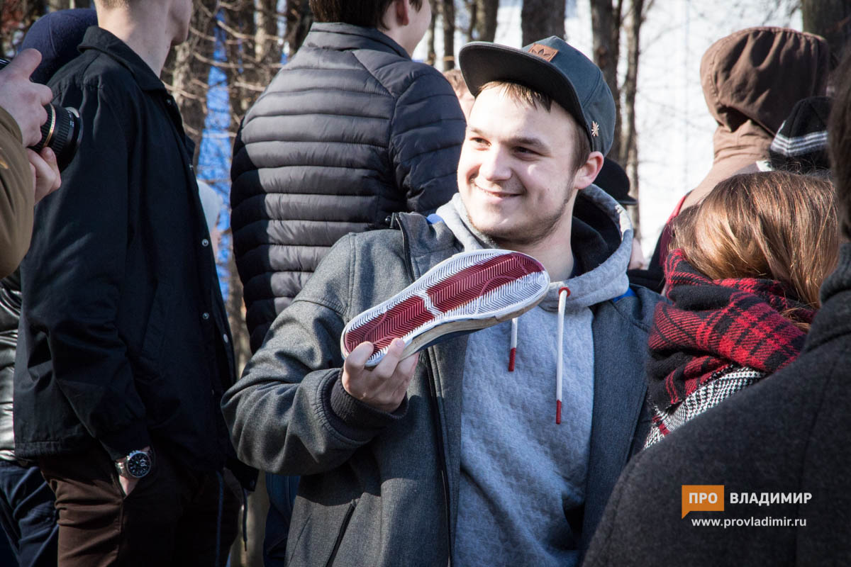 Заксобрание предупредили, что на следующий митинг против коррупции выйдут сотни тысяч ltnsjf