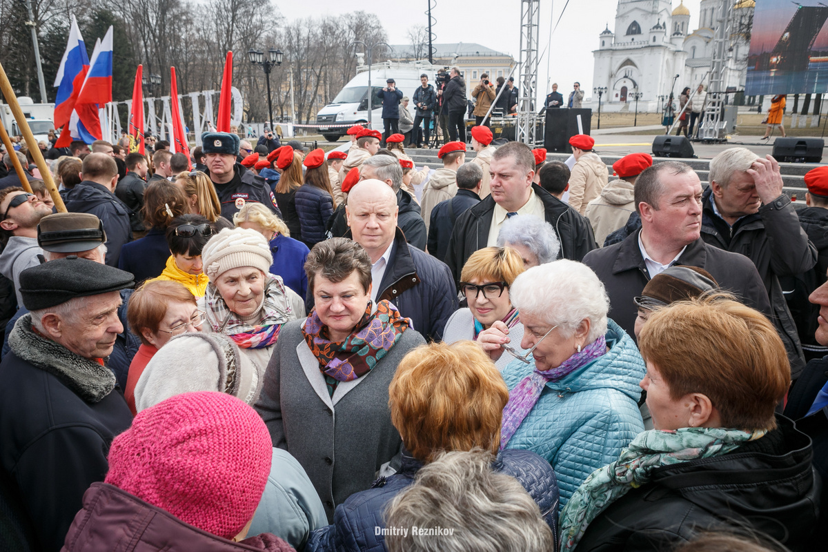1 20170408 митинг концерт нет террору Соборная площадь 022