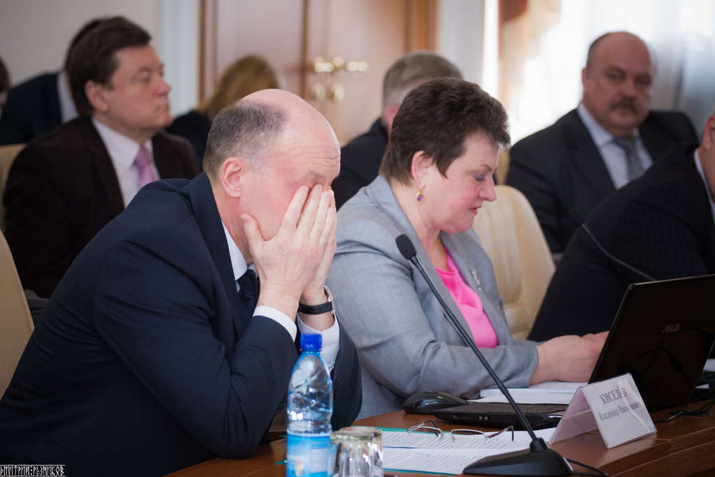 rnh0dv0r7u 1365260615