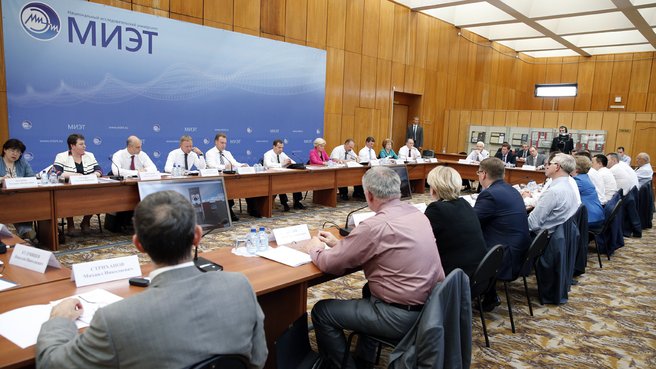 41d4ded04d1a59cd33cd