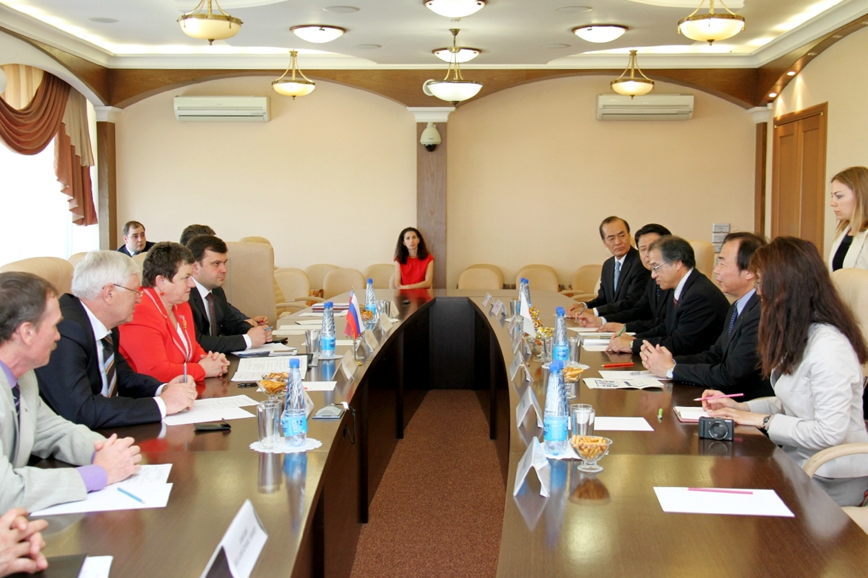 pic 335 jpg thumbnail0