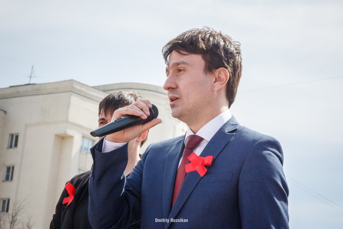 Владимирские коммунисты «отправили Медведева в отставку» и признались в любви к Путину seed