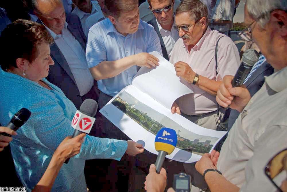 mjgsi8s0h5 1372324352