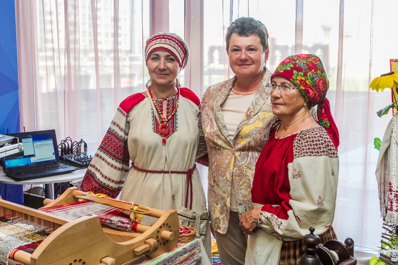 avo 1519 jpg thumbnail0