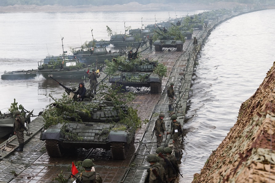 Шойгу провел военные сборы под Муромом mil6