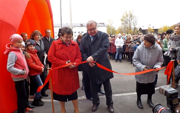 0076d9f004585d6db8158e8ae91cfbb2