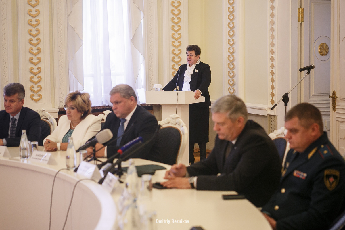 20171122 Орлова вручение наград 004