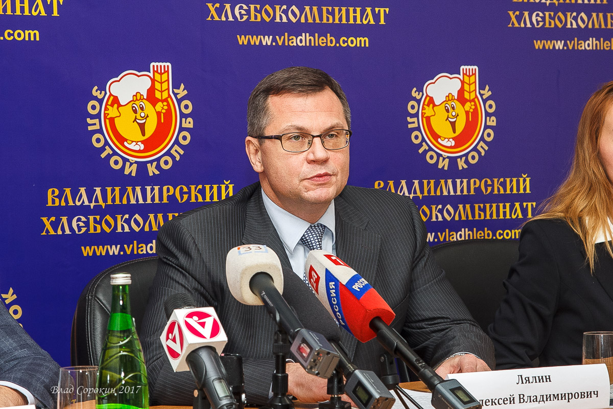 c9ewa2l5wr 1510308441