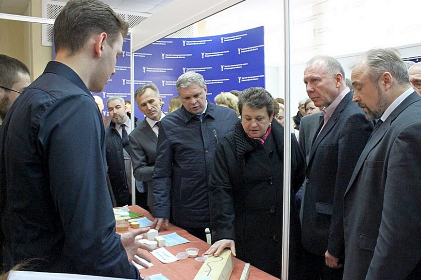 au4digr58u 1490188476