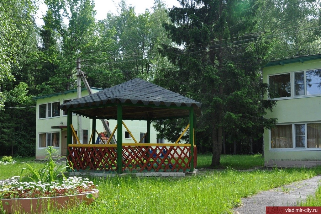 Шохин велел исправить недоделки в лагере «Икар»