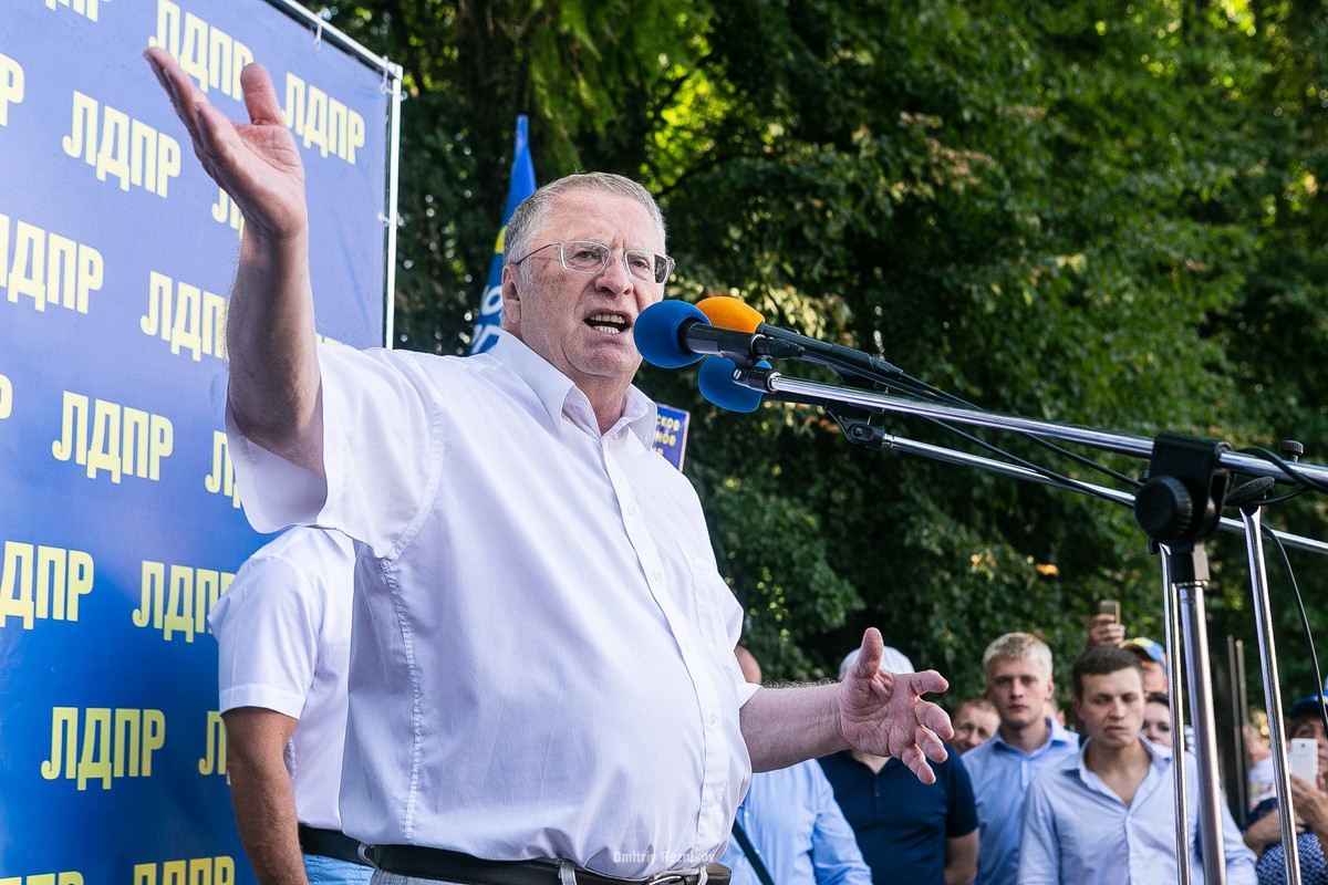 Умер Владимир Жириновский. Вспоминаем материалы о нем на ПроВладимире