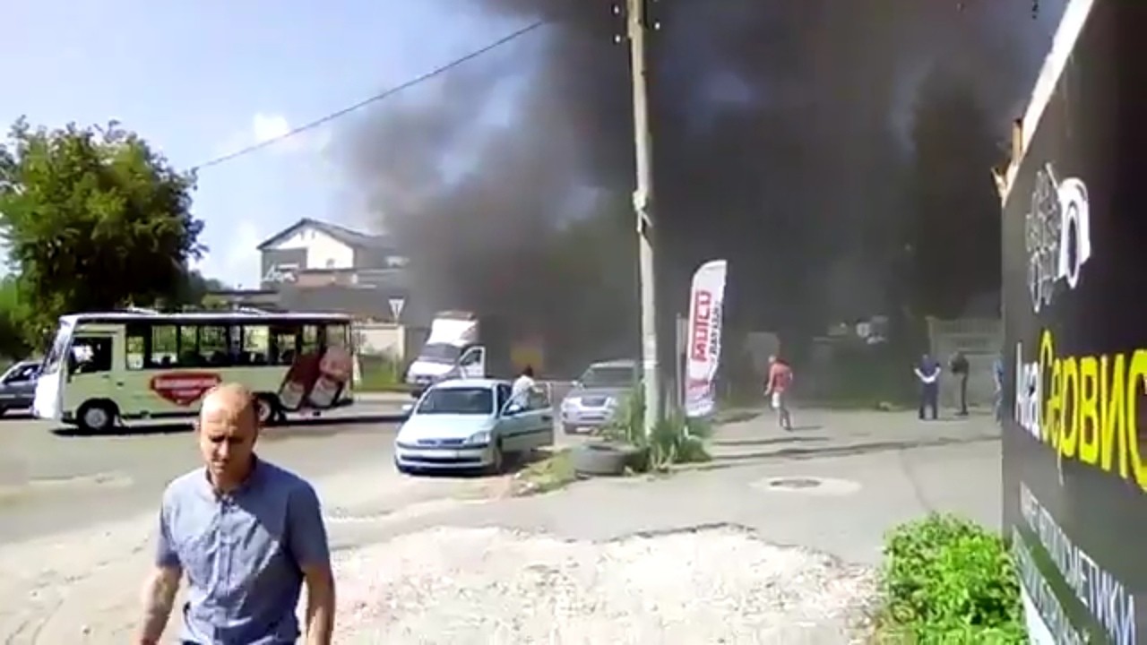 Во Владимире сгорел строительный склад Во Владимире сгорел строительный склад
