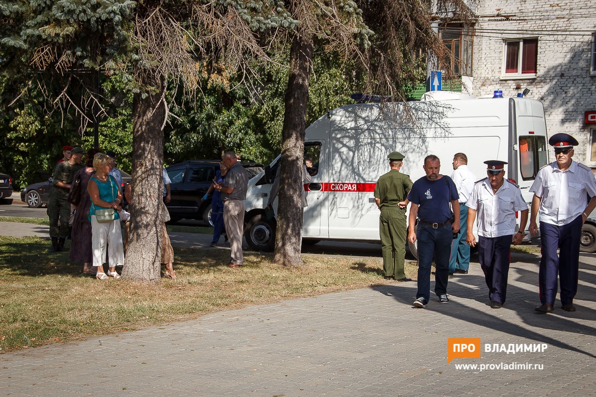 Юнармейцы ждали Орлову и падали от жары