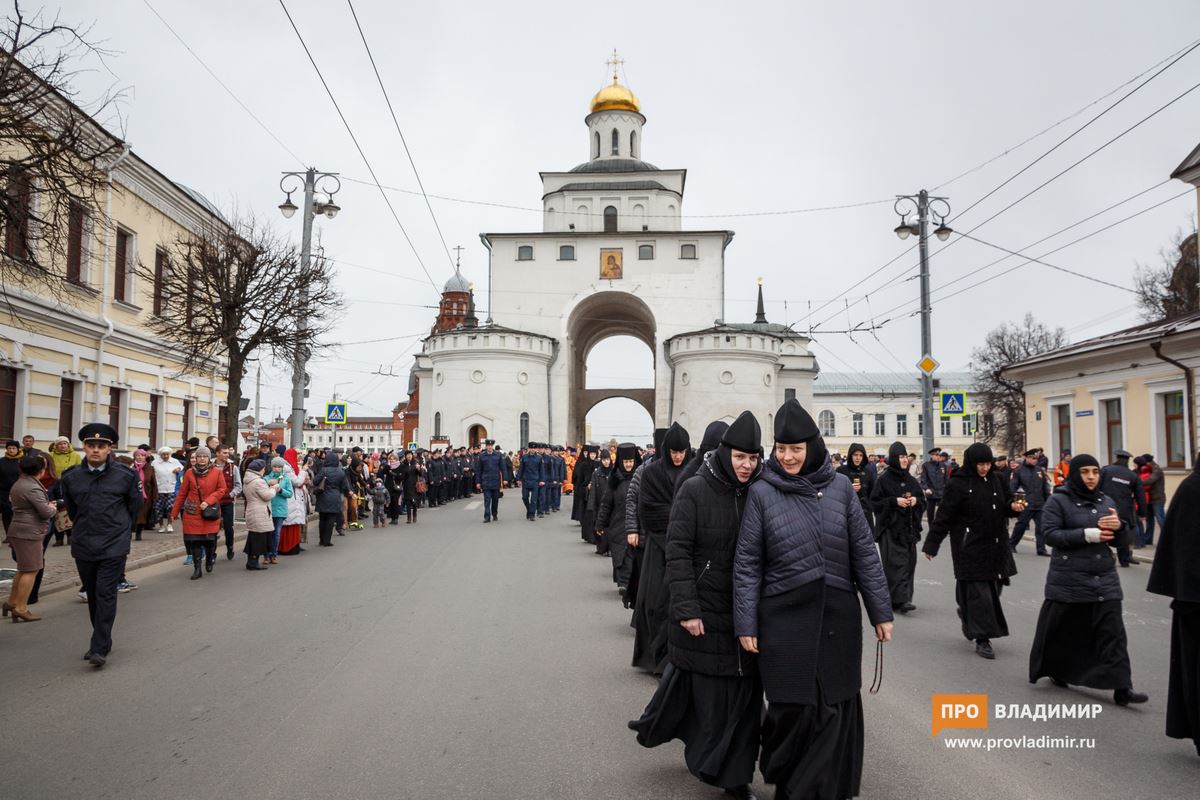 В Золотых воротах при реставрации освободят своды и прорубят окна