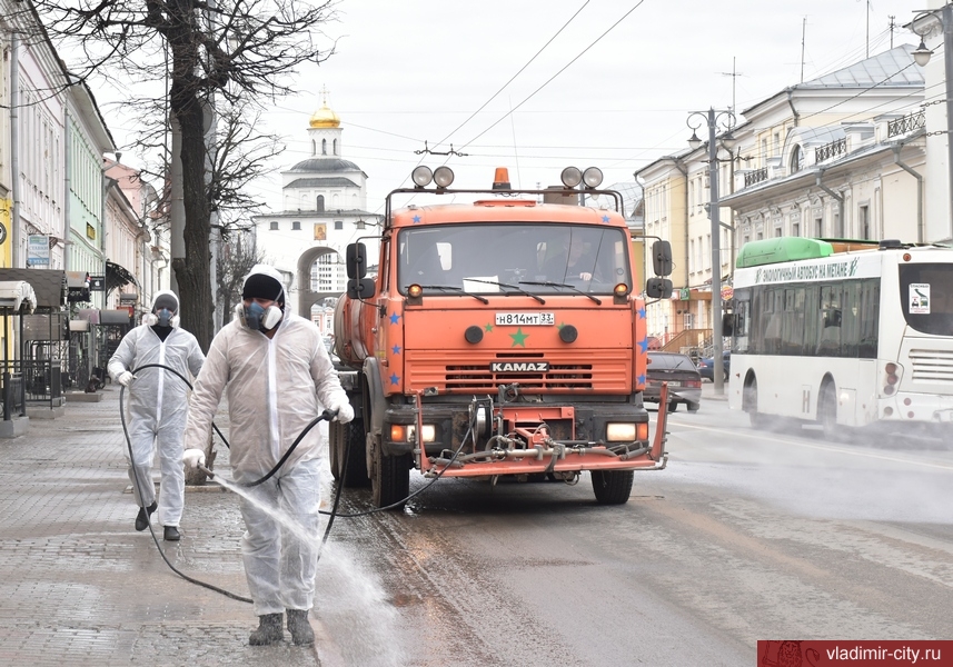 Во Владимире проводится дезинфекция остановок