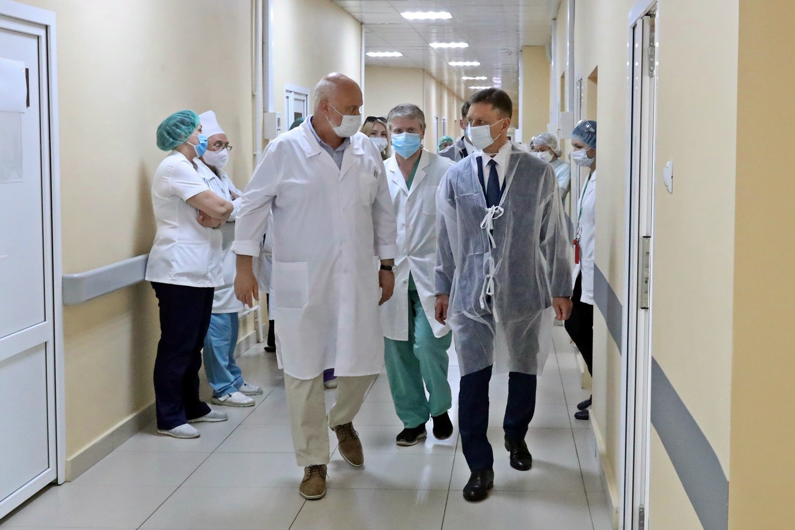 Во Владимирской области 25 медиков с COVID-19 получили по 68 тысяч рублей
