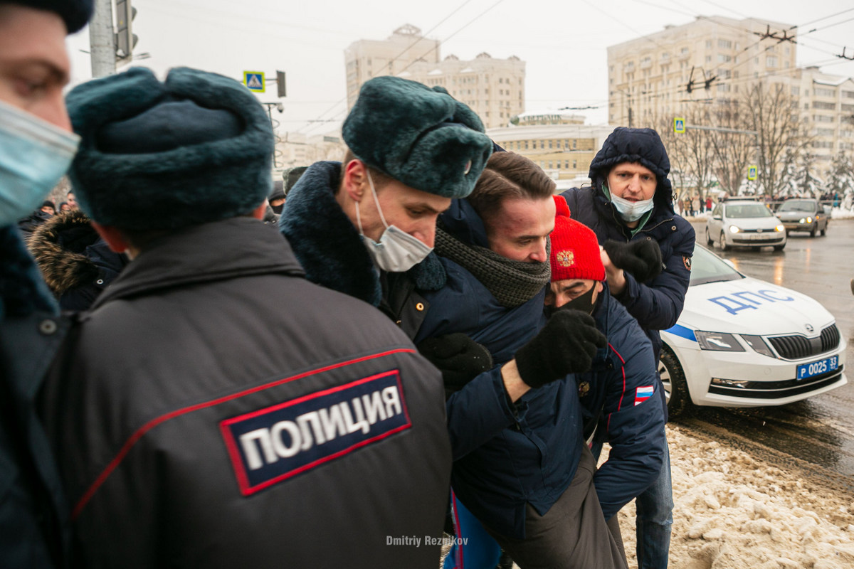 Десятки владимирцев задержаны за выход на акцию в поддержку Навального. Фоторепортаж