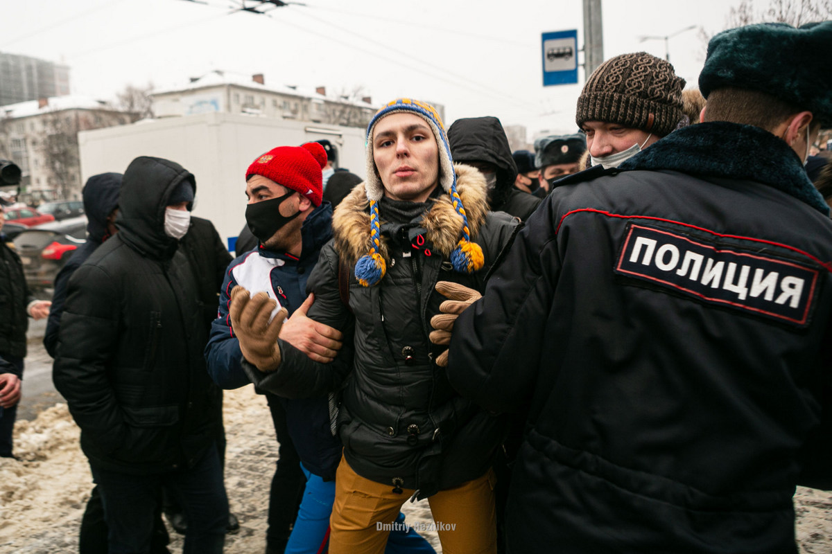 Десятки владимирцев задержаны за выход на акцию в поддержку Навального. Фоторепортаж