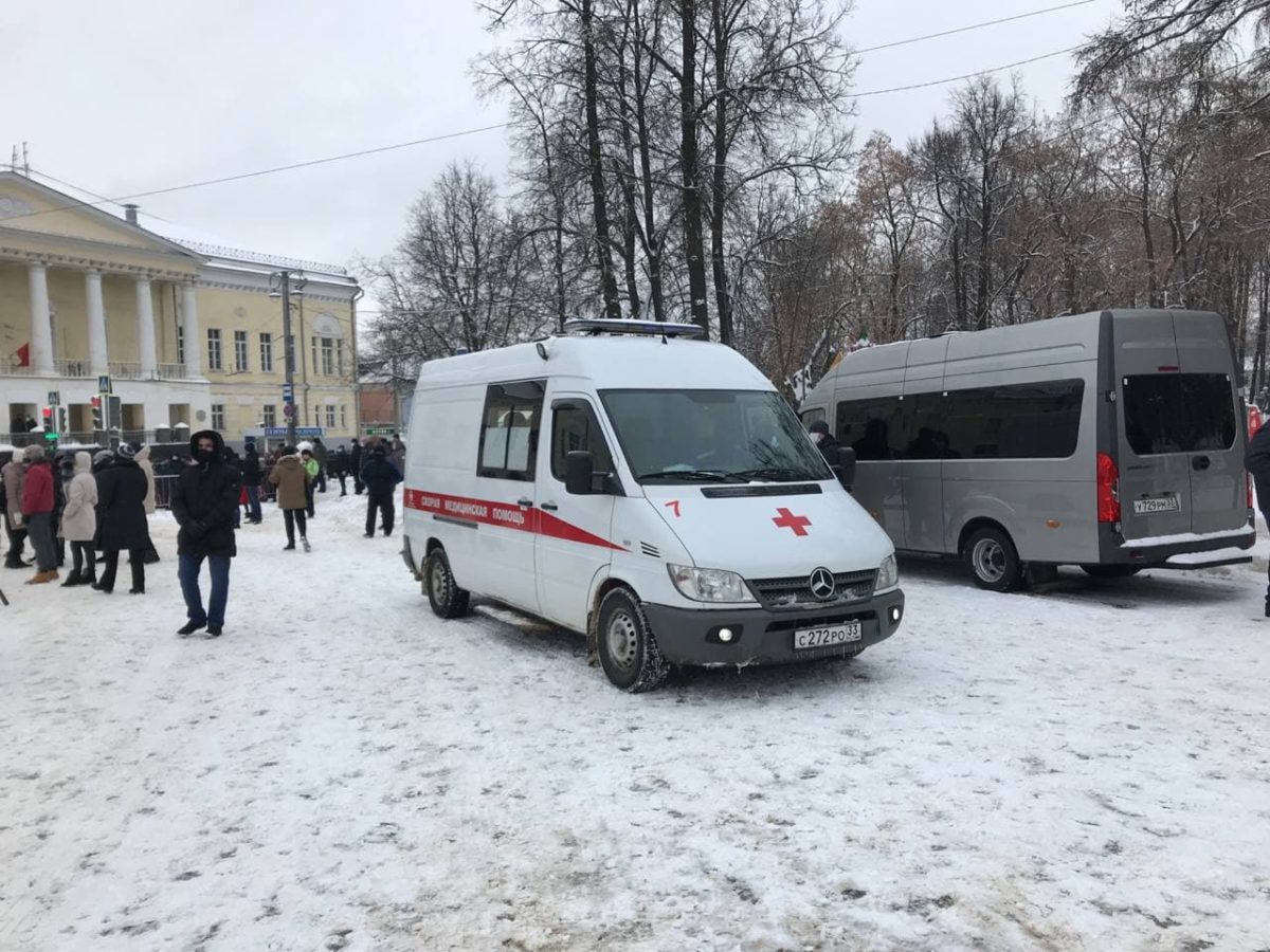 Во Владимире проходит вторая несогласованная акция в поддержку Навального. Онлайн