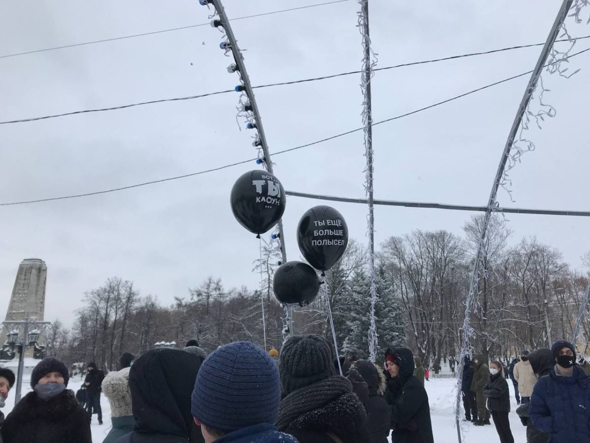 Во Владимире проходит вторая несогласованная акция в поддержку Навального. Онлайн