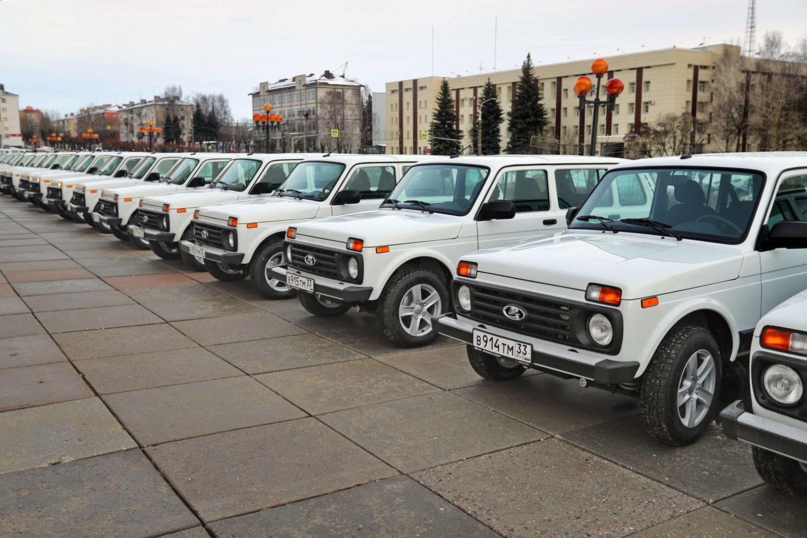 Больницы Владимирской области получили 28 новых автомобилей