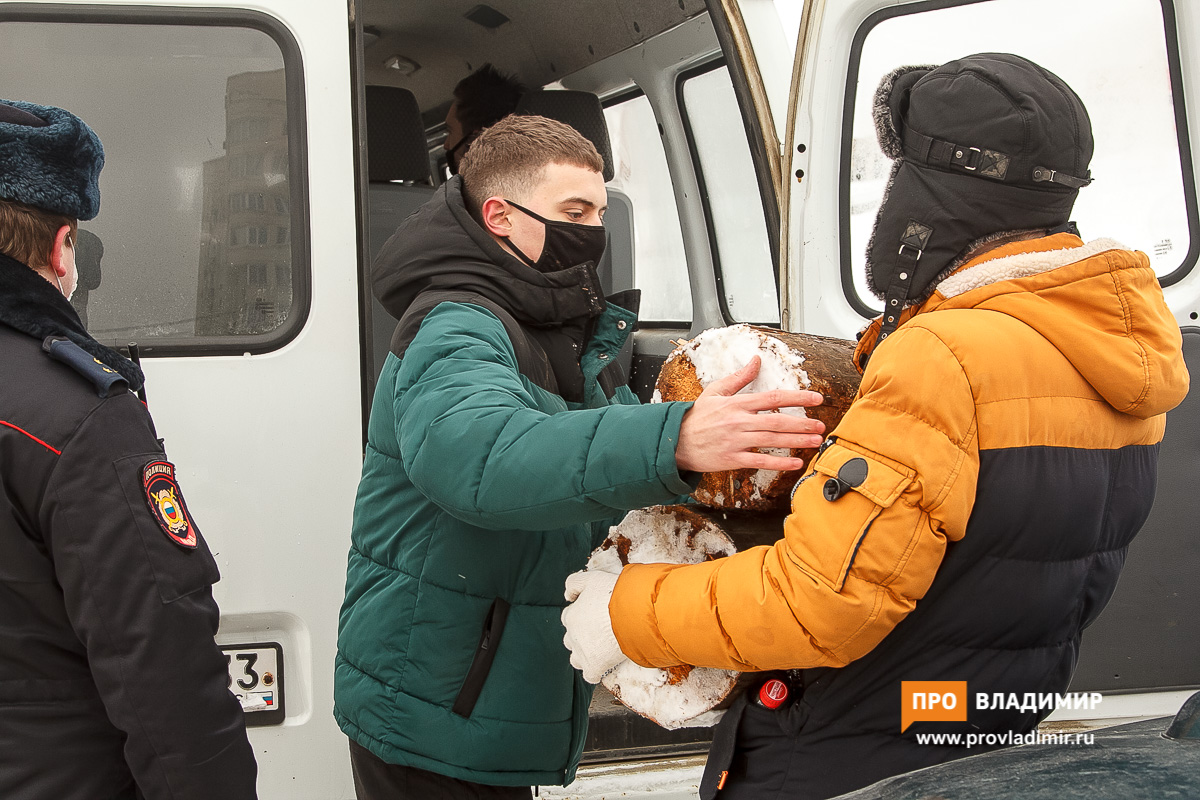 Полиция помешала провести акцию против Сипягина во Владимире