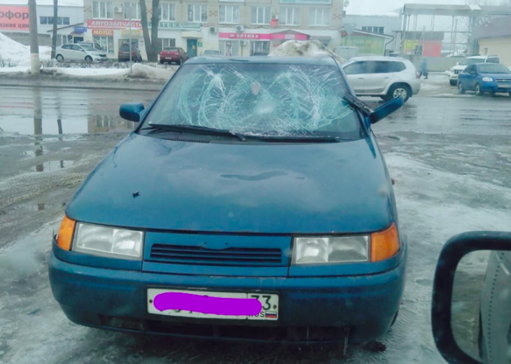 В Вязниках автомобилист разбил собственное авто перед сотрудниками ДПС В Вязниках автомобилист разбил собственное авто перед сотрудниками ДПС