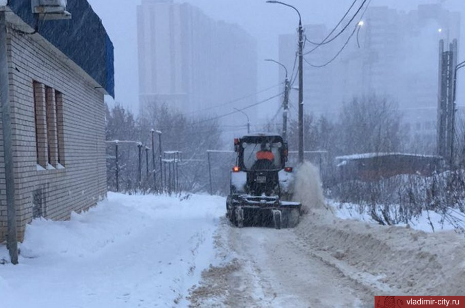 Владимирцы жалуются на плохую уборку снега с дорог и тротуаров