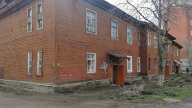 Жители аварийного дома на улице Разина, 4 дождались квартир