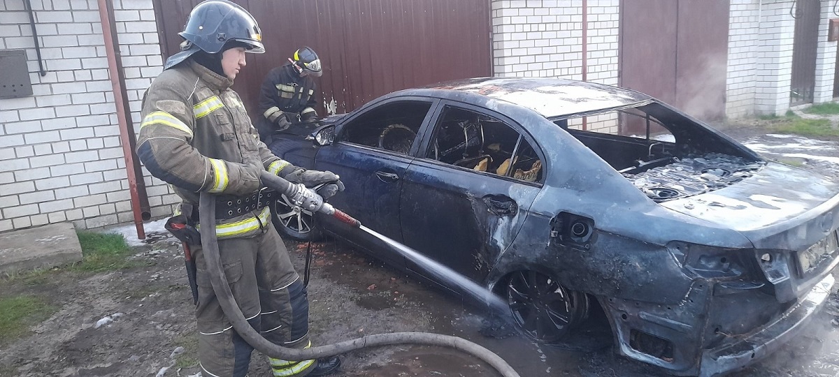 В Гусь-Хрустальном сгорел автомобиль