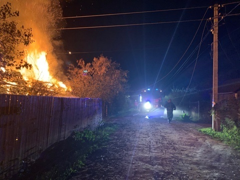 В Гусь-Хрустальном районе на пожаре погиб мужчина В Гусь-Хрустальном районе на пожаре погиб мужчина