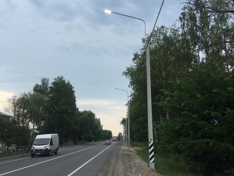 Упрдор установил освещение в четырех деревнях на трассе «Золотое кольцо» Упрдор установил освещение в четырех деревнях на трассе «Золотое кольцо»