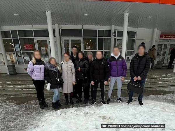 Осуждённых ИК-3 вывезли на каток в рамках культурного досуга