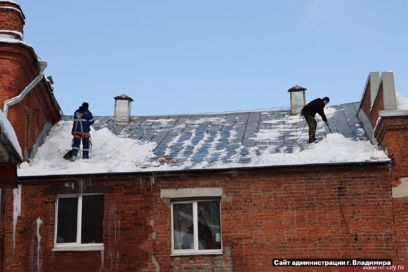 758 крыш с нарушениями: мэрия Владимира проверила кровли после «крышепада»